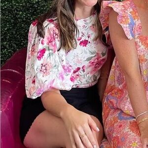 Express Pink Floral Puff Sleeve Blouse